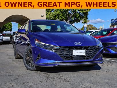 Certified 2021 Hyundai Elantra SEL w/ Convenience Package