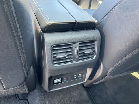 Used 2023 Nissan Rogue SL w/ SL Premium Package AWD/4WD image 19