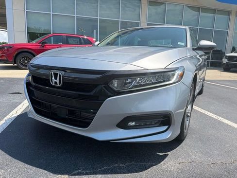 Used 2018 Honda Accord EX-L image 2