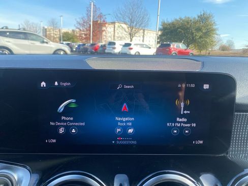 Used 2023 Mercedes-Benz GLB 250 4MATIC image 23