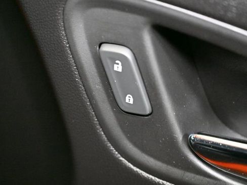 Used 2019 Chevrolet Colorado LT w/ LT Convenience Package RWD image 64