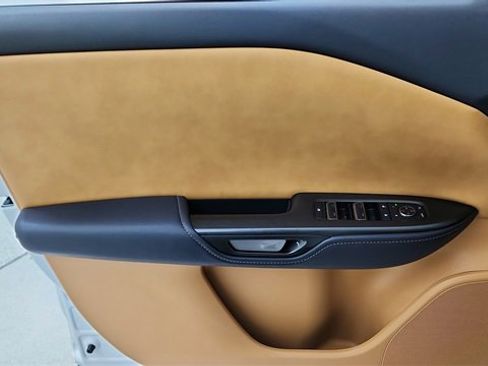 Used 2024 Lexus RZ 450e Premium w/ Technology Package image 34