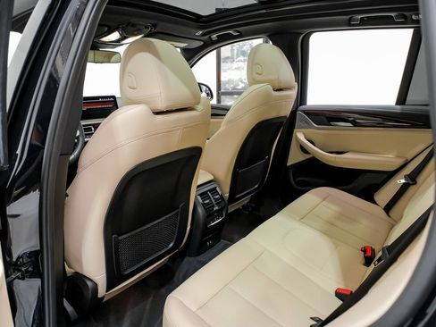 Used 2024 BMW X3 M40i w/ Premium Package image 31