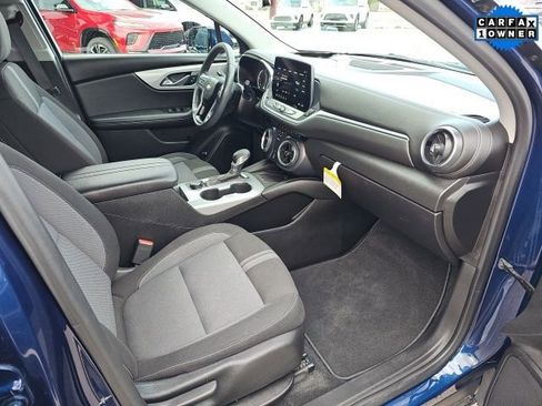 Certified 2023 Chevrolet Blazer LT w/ Convenience Package image 32