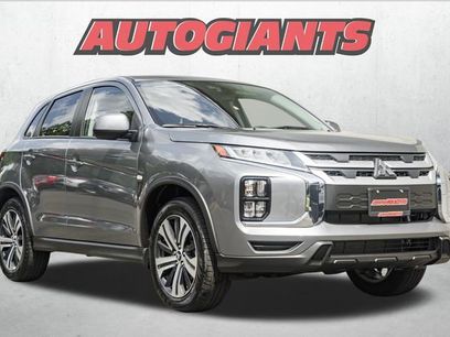 New 2025 Mitsubishi Outlander Sport ES