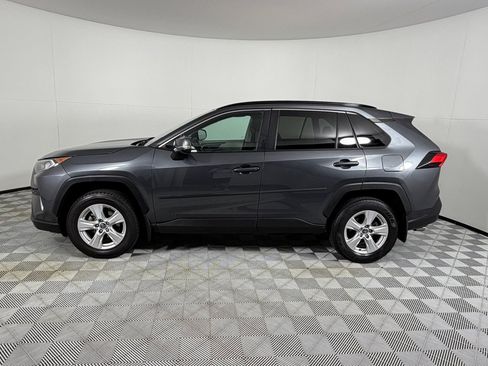 Used 2020 Toyota RAV4 XLE FWD image 8