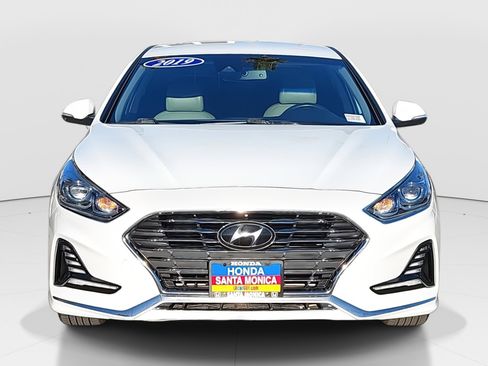 Used 2019 Hyundai Sonata Limited image 2