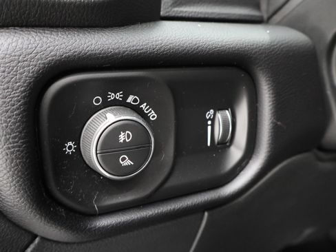 Used 2022 RAM 2500 Big Horn w/ Night Edition AWD/4WD image 39