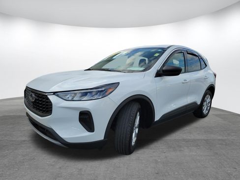 Used 2023 Ford Escape Active image 3