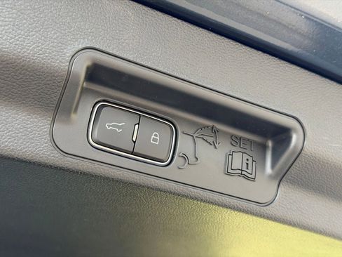 Certified 2023 Ford Explorer XLT w/ Equipment Group 202A RWD image 20