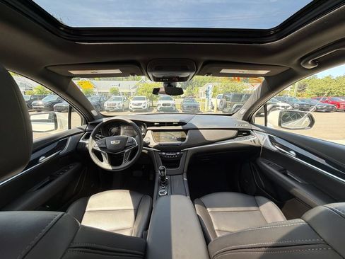 Used 2025 Cadillac XT5 Premium Luxury AWD/4WD image 40