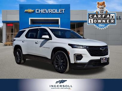 Used 2023 Chevrolet Traverse RS