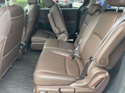 Used 2025 Honda Odyssey Touring image 10