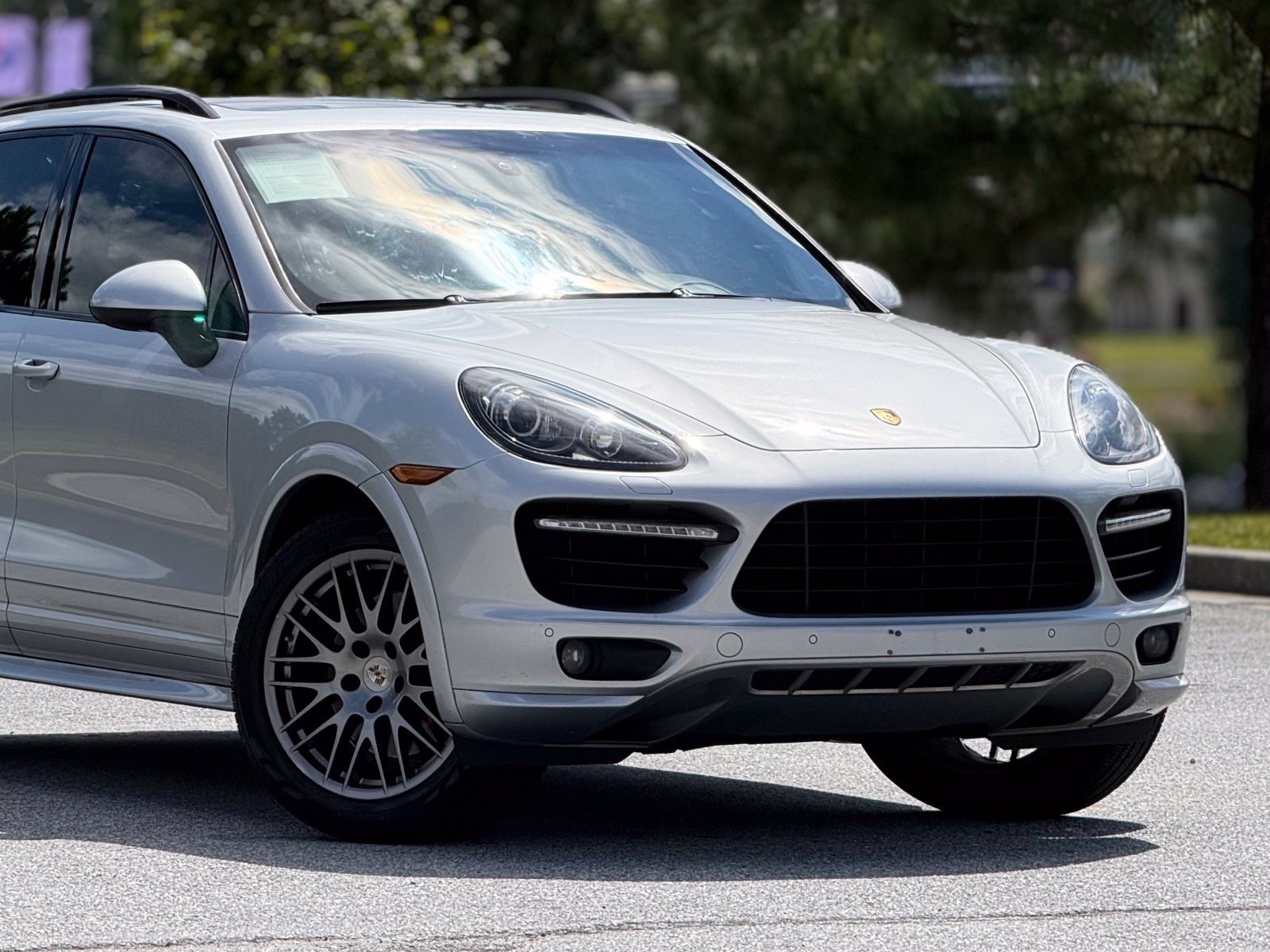 Used 2013 Porsche Cayenne GTS AWD/4WD image 46