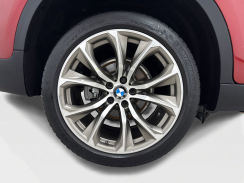 Used 2018 BMW X6 sDrive35i w/ Driving Assistance Package RWD image 47