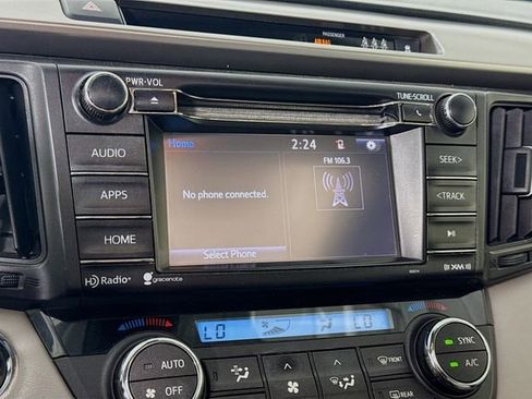 Used 2018 Toyota RAV4 XLE image 14