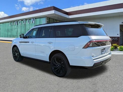 New 2025 Lincoln Navigator Reserve w/ Jet Appearance Package image 6