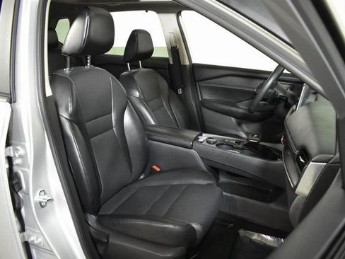 Certified 2024 Nissan Rogue SV w/ SV Premium Package image 33