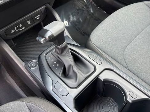 Certified 2025 Kia K4 LX image 16