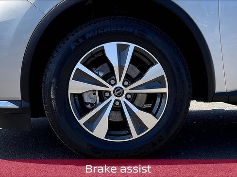 Used 2023 Nissan Murano SV image 10