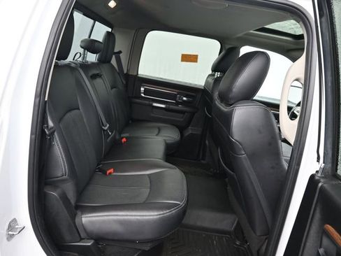 Used 2018 RAM 1500 Laramie image 6