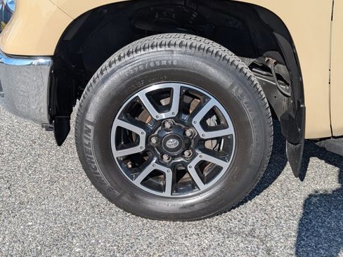 Used 2019 Toyota Tundra SR5 w/ TRD Off Road Package image 23