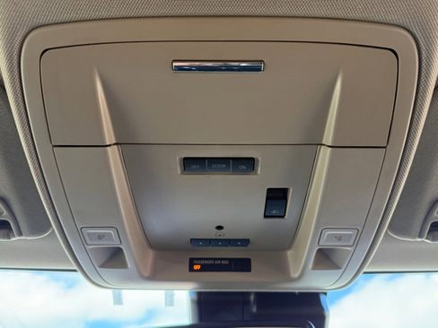 Used 2016 Chevrolet Silverado 1500 High Country w/ High Country Premium Package image 34