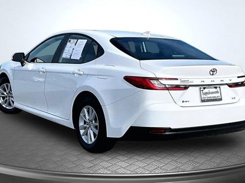 Used 2025 Toyota Camry LE FWD image 4
