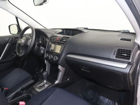 Used 2014 Subaru Forester 2.5i Premium AWD/4WD image 37