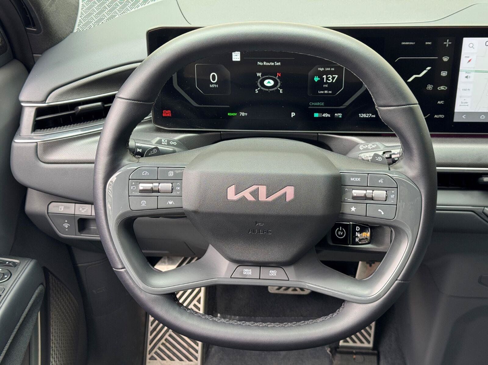 Used 2024 Kia EV9 GT-Line AWD/4WD image 22