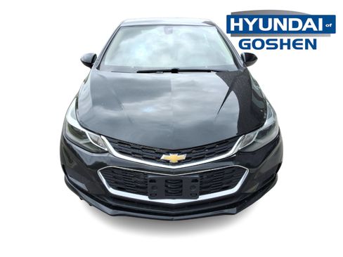 Used 2017 Chevrolet Cruze LT FWD image 2