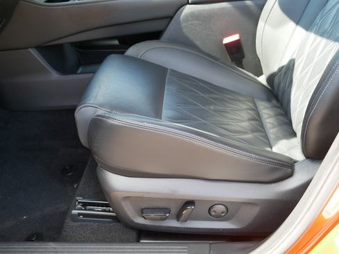 Certified 2023 Nissan Rogue Platinum w/ Platinum Premium Package AWD/4WD image 20