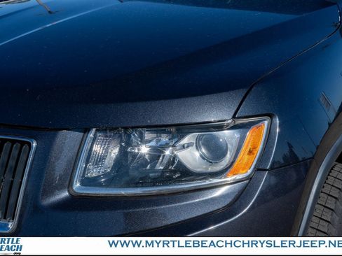 Used 2014 Jeep Grand Cherokee Limited w/ Trailer Tow Group IV image 10