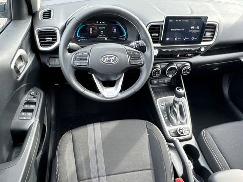 New 2026 Hyundai Venue SEL image 14