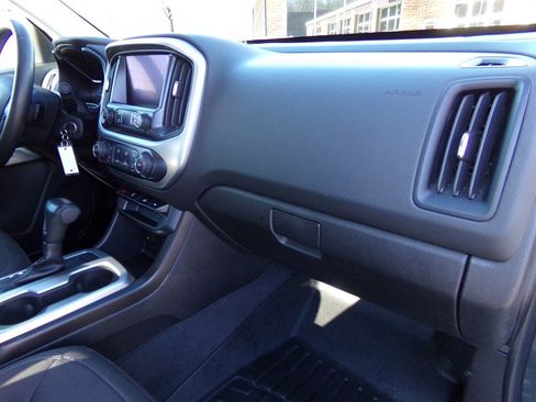 Used 2019 Chevrolet Colorado LT w/ LT Convenience Package image 32