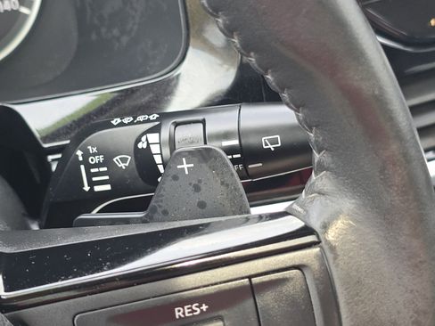 Used 2024 Nissan Pathfinder SL w/ SL Premium Package image 38