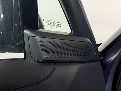 New 2026 Land Rover Range Rover SE image 28