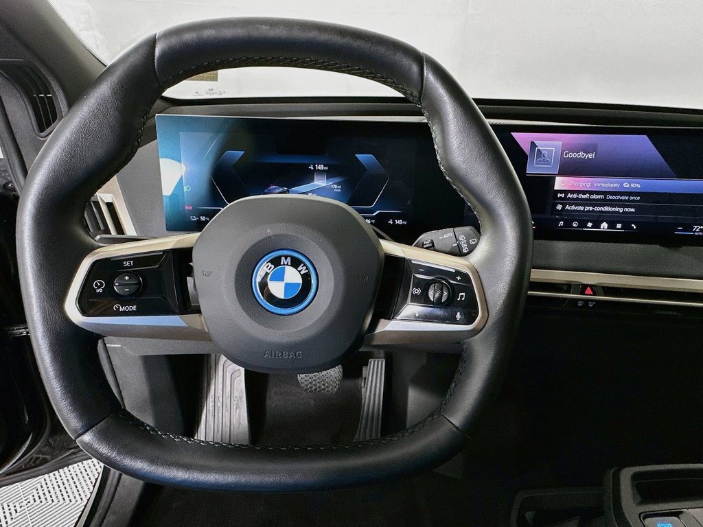 Used 2024 BMW iX xDrive50 w/ Premium Package AWD/4WD image 11