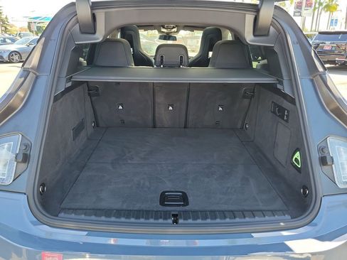 Used 2025 BMW iX xDrive50 image 26