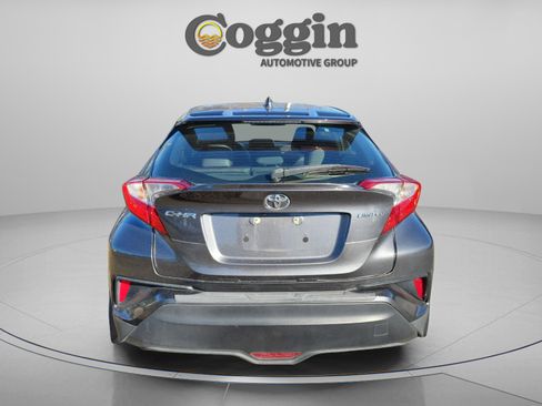 Used 2019 Toyota C-HR Limited image 3