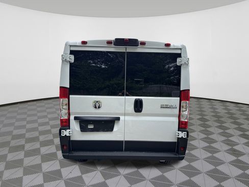 Used 2025 RAM ProMaster 2500 w/ U-Haul Equipment Group FWD image 6