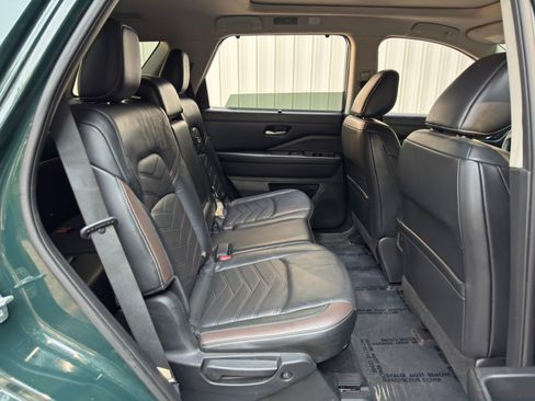 Used 2022 Nissan Pathfinder Platinum w/ Cargo Package FWD image 39