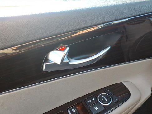 Used 2020 Kia Sorento LX w/ LX I4 Convenience Package image 15