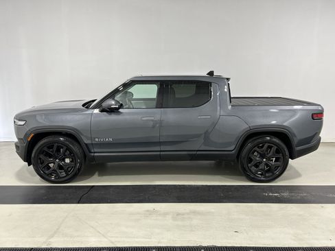 Used 2025 Rivian R1T Adventure AWD/4WD image 2