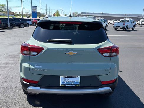 New 2026 Chevrolet TrailBlazer LT w/ LT Cold Weather Package FWD image 4