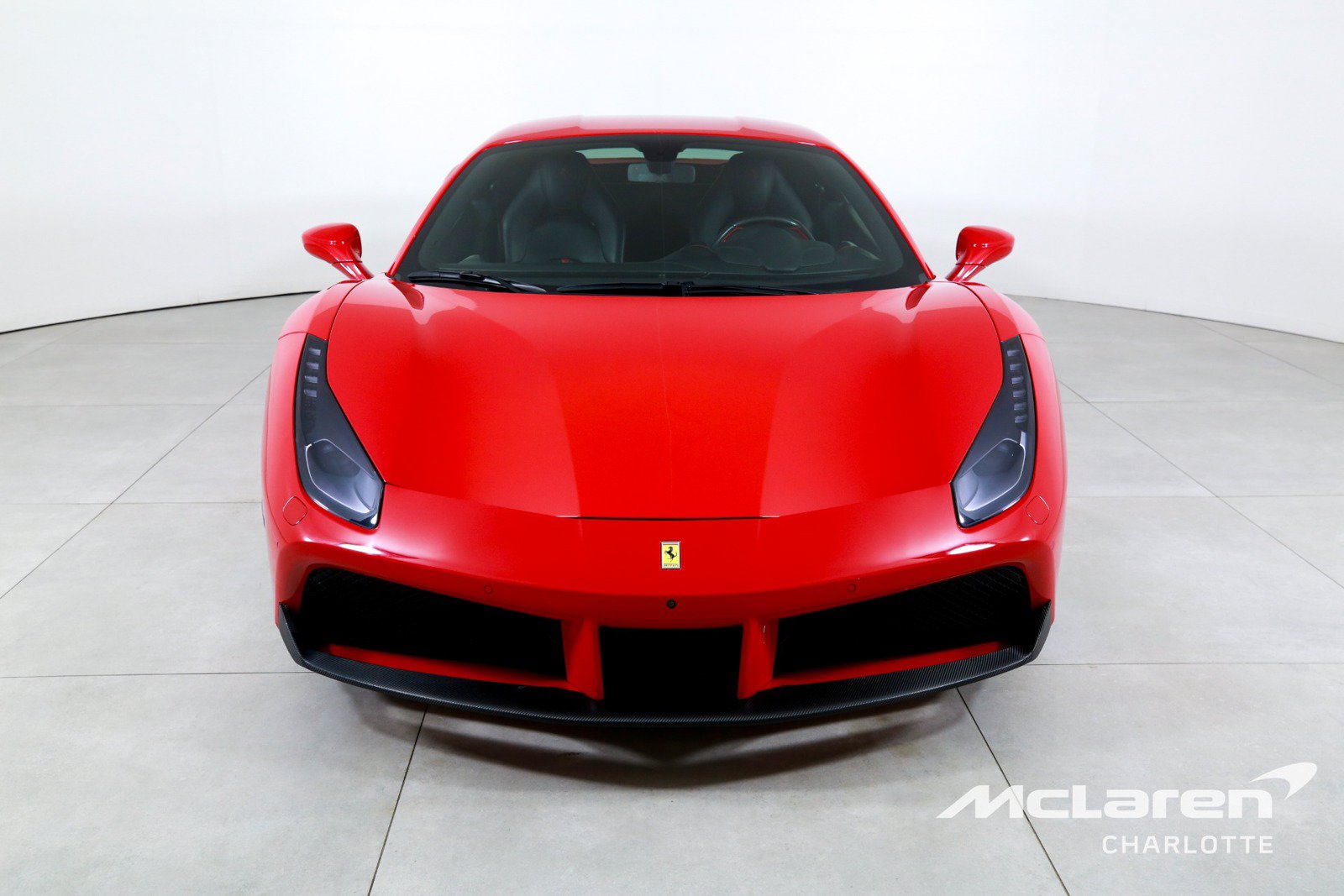Used 2017 Ferrari 488 GTB RWD image 4