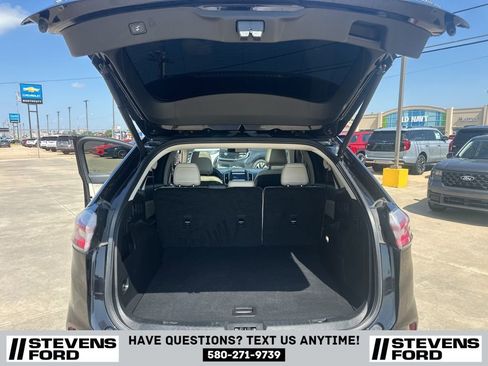 Used 2024 Ford Edge Titanium image 35
