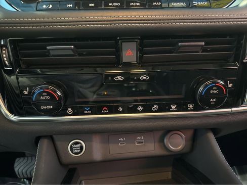 Used 2022 Nissan Rogue SL w/ SL Premium Package AWD/4WD image 23