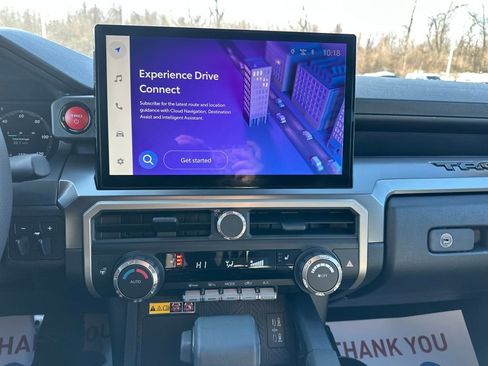 Used 2025 Toyota Tacoma TRD Sport w/ TRD Sport Upgrade Package image 32