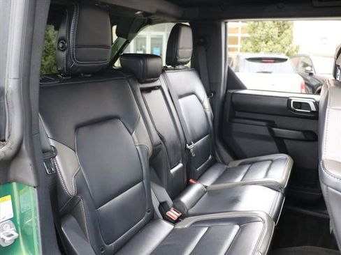 Used 2025 Ford Bronco Outer Banks image 14